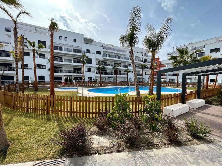 Pushe Playa Granada Beach & Golf 21 Motril Exterior photo